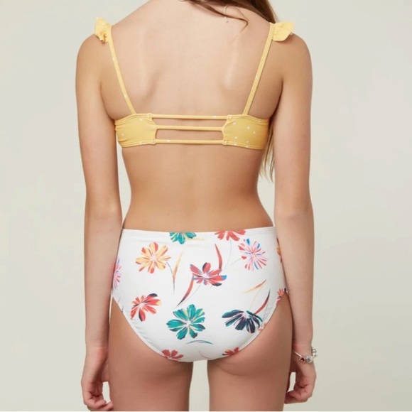 O’Neill ☀️ Saphira Dot Floral Ruffle Tank High Rise Girls’ Summery Bikini Set - Picture 3 of 5